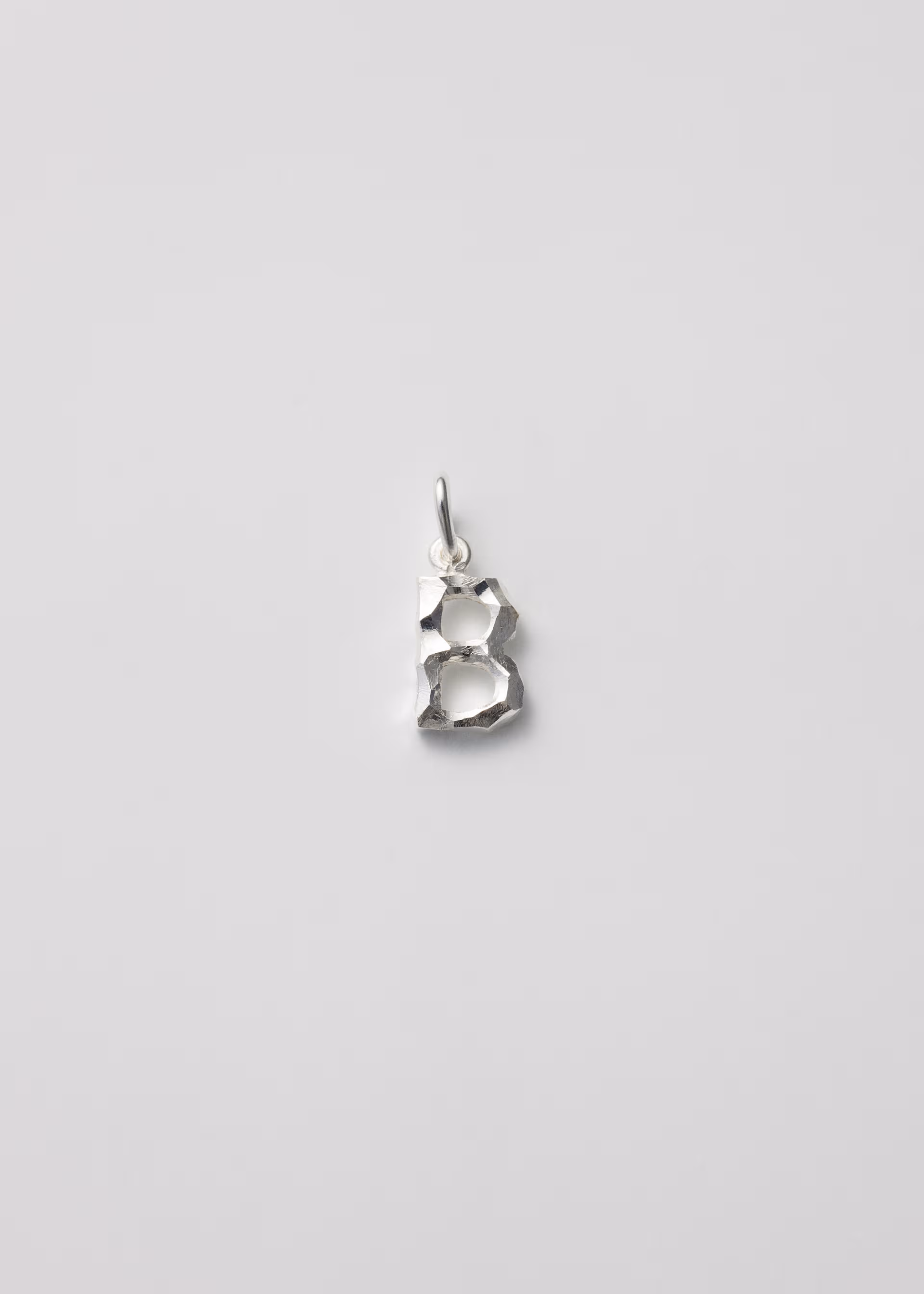 314_9930f4e737-abc_pendant_carved_silver_p_b-2400.avif