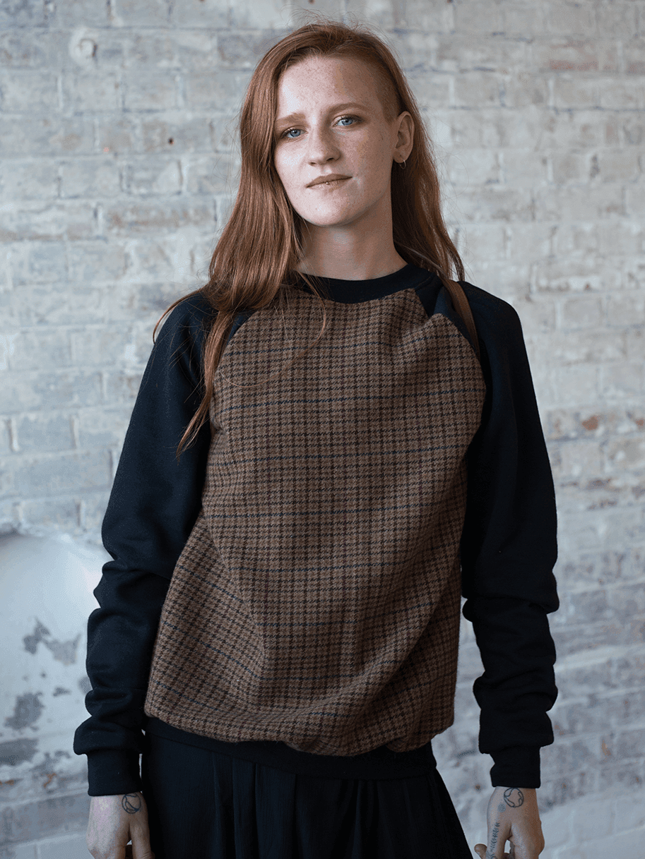 Antiform_Unisex-Yorkshire-Tweed-Sweater-Navy-1.png