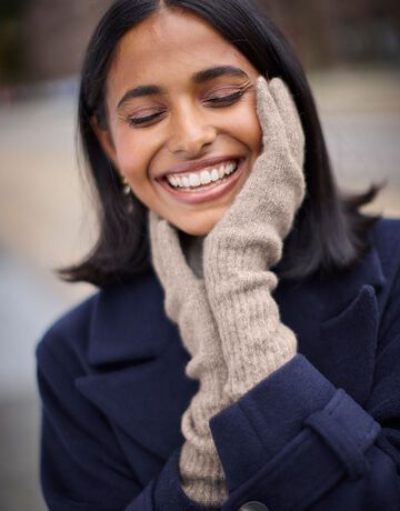 Handschoen2greytaupe_ayesha.jpg
