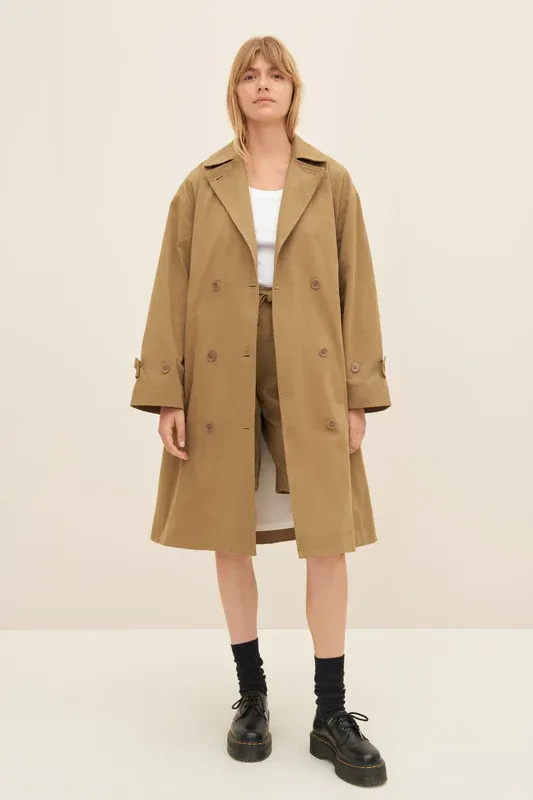 mile_trench-bronze-01.webp