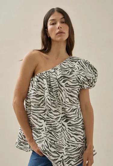 shoulder-to-cry-on-top-zebra-tp-1326-zbr-ml-0960584001738626685.webp