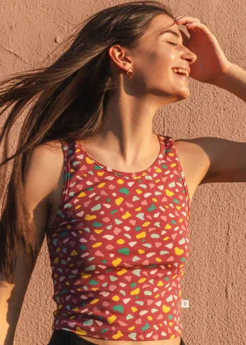 touchmenotclothing-organic-croptop-terazzo-fuchsia-2.webp