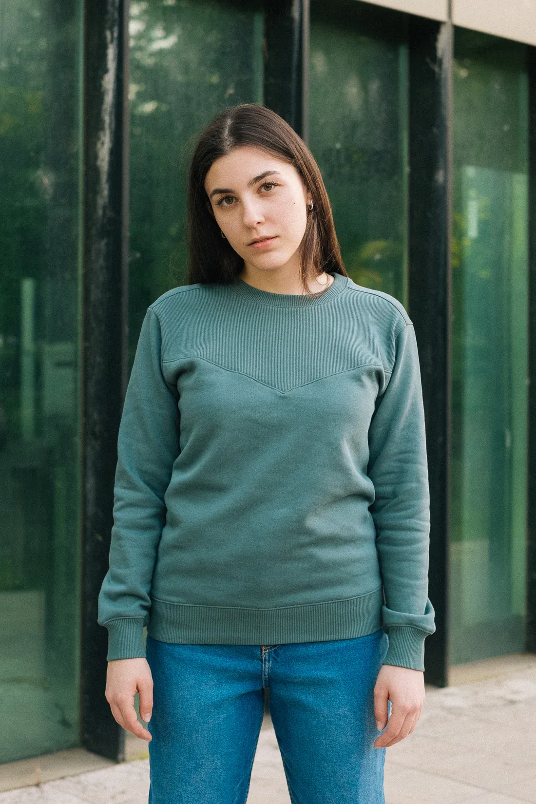 touchmenotclothing-organic-sweatshirt-tide-ocean-crew-16.webp